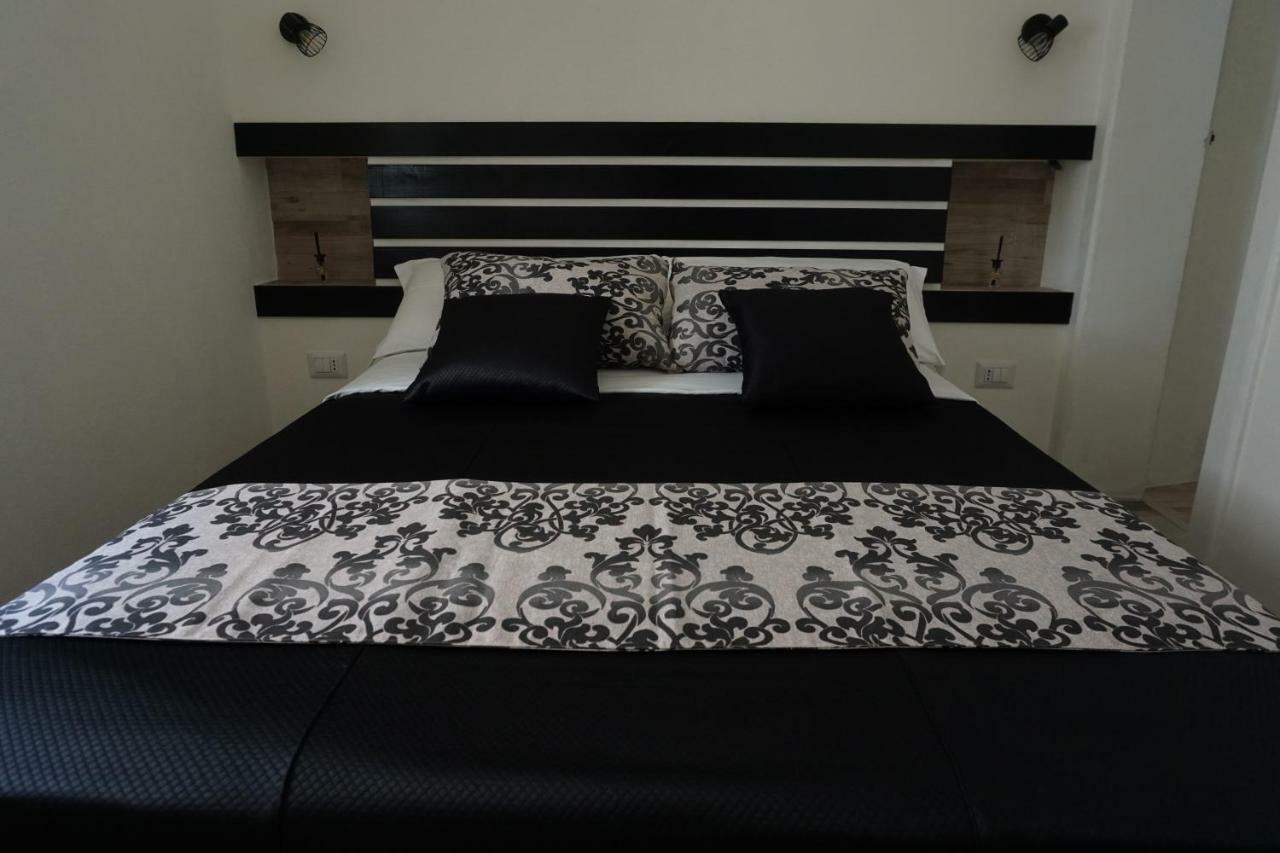 Bottai Apartment Сиракуза Екстериор снимка